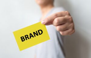 6. Membangun Brand yang Kuat