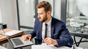 Tips Mengurangi Beban Pajak Bisnis Secara Legal dan Aman