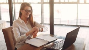 Bisnis Tanpa Stress! 5 Cara Virtual Assistant Bikin Kerjamu Lebih Ringan